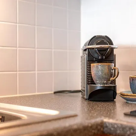 Huswell - Lovely With Lateral Sea View *